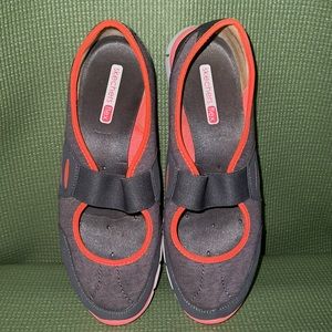 Gray & Peach Nylon & Jersey Fabric Skechers Flex Flats with Elastic size 9